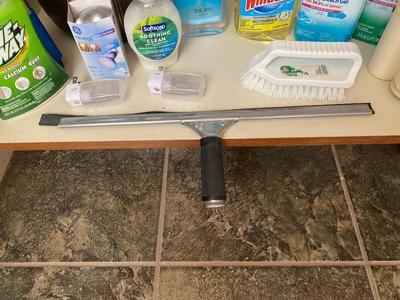 HOUSEHOLD CLEANING SUPPLIES