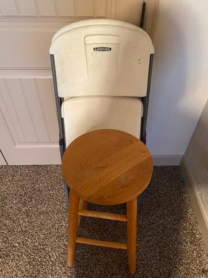 TWO FOLDING CHAIRS AND BAR STOOL
