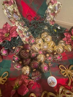 TRIM YOUR TREE THIS YEAR WITH PRETTY POINSETTIAS, MATCHING ORNAMENTS, RIBBON AND MORE!