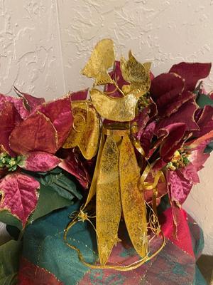 TRIM YOUR TREE THIS YEAR WITH PRETTY POINSETTIAS, MATCHING ORNAMENTS, RIBBON AND MORE!