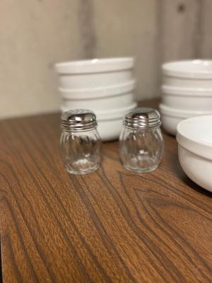 WILLIAMS- SONOMA BOWLS (TWO SIZES), DIP TRAY AND SHAKERS