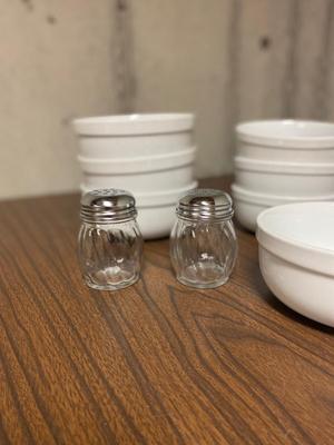 WILLIAMS- SONOMA BOWLS (TWO SIZES), DIP TRAY AND SHAKERS