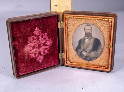ANTIQUE UNION CASE TINTYPE