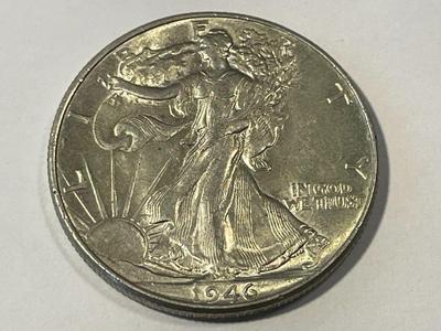 1946-P AU58 CONDITION WALKING LIBERTY SILVER HALF DOLLAR AS PICTURED. FREE DOMESTIC SHIPPING.