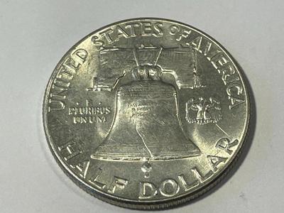 1949-P AU58+ FULL BELL LINES CONDITION FRANKLIN SILVER HALF DOLLAR AS PICTURED. FREE DOMESTIC SHIPPING.