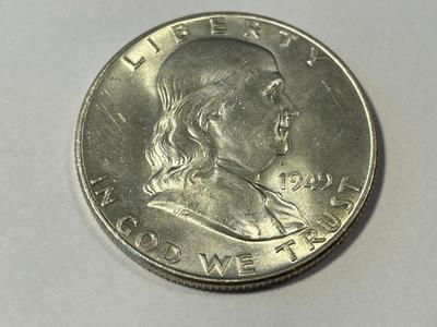 1949-P UNCIRCULATED FULL BELL LINES CONDITION FRANKLIN SILVER HALF DOLLAR AS PICTURED. FREE DOMESTIC SHIPPING.