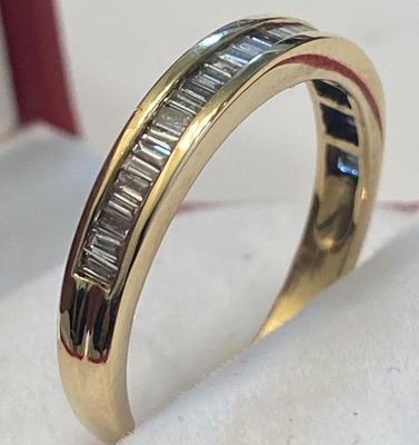 14 k Diamond ring size 7.75