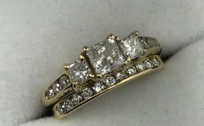 14 k gold diamond ring