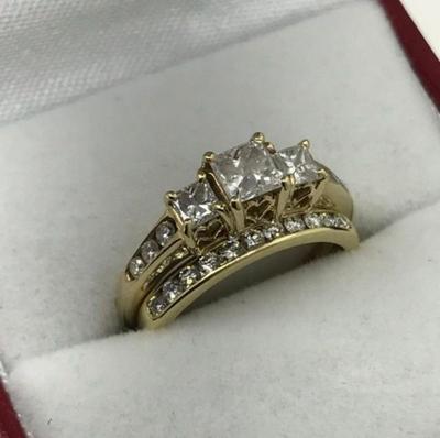 14 k gold diamond ring
