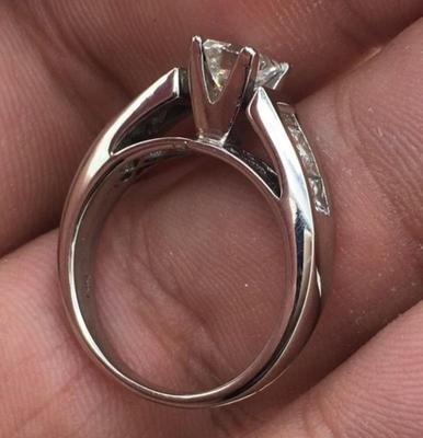 14 k gold diamond ring
