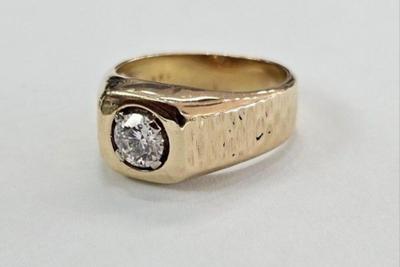 14 k gold diamond ring size 10