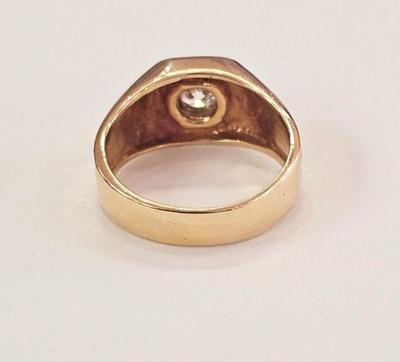14 k gold diamond ring size 10