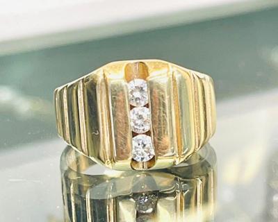 Gold diamond ring size 11