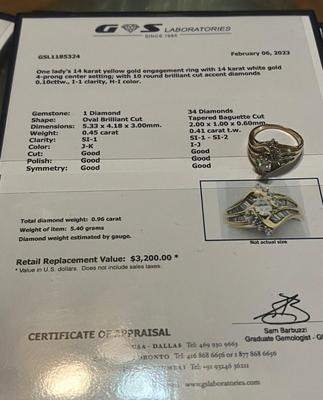 Gold diamond ring