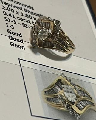 Gold diamond ring