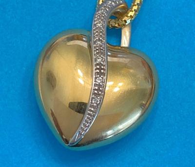 14 k gold heart pendant