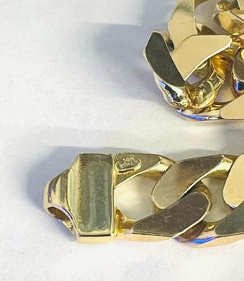 14 k gold Bracelet 9 in 37 g