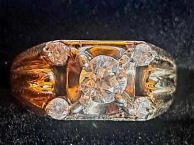 14 k gold diamond ring size 10