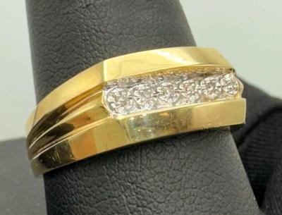 10 k gold diamond ring size 11