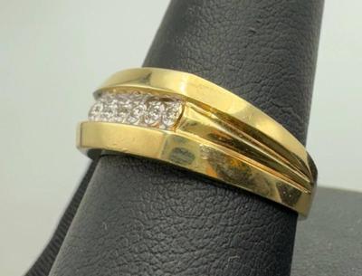 10 k gold diamond ring size 11