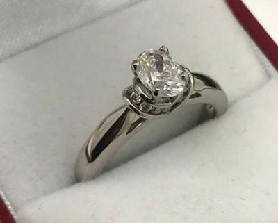 14 k gold diamond ring size 7.25