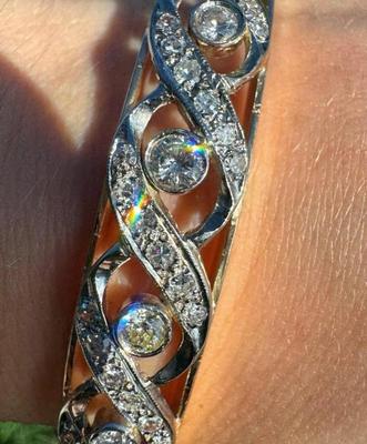 Gold diamond bracelet 24. G g