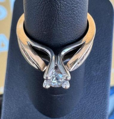 14 k gold diamond ring size 7.5