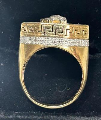 14 k gold diamond ring size 11 24.2 g