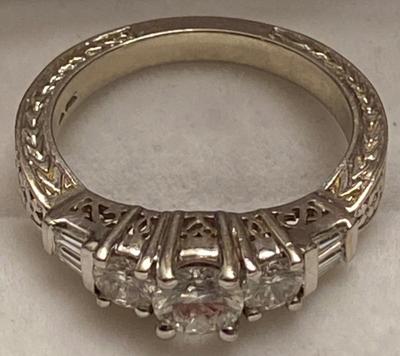 14 k gold ring size 8