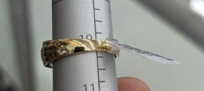 14 k gold diamond ring size 8
