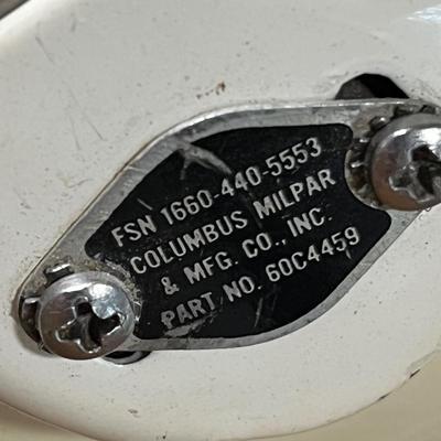 LOT 83L: Vintage Vietnam Era Military Flight Helmet