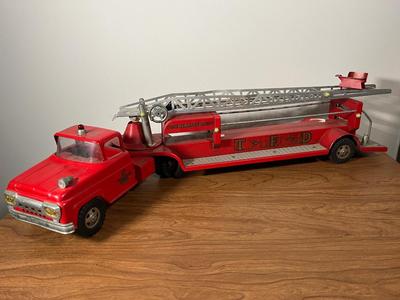 LOT 86L Vintage 1950s Tonka Fire Truck TFD #5