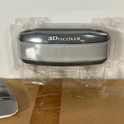 LOT 87L: Studio 3D 3Discover Viewer and Travel Destination Cassettes