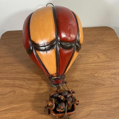 LOT 90L: Vintage Resin Hanging Hot Air Balloon