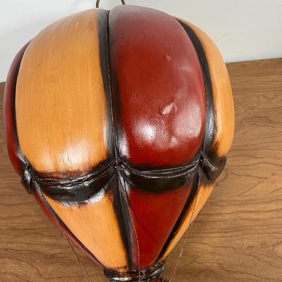 LOT 90L: Vintage Resin Hanging Hot Air Balloon