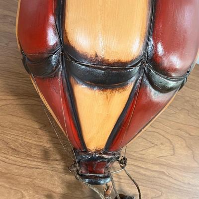 LOT 90L: Vintage Resin Hanging Hot Air Balloon