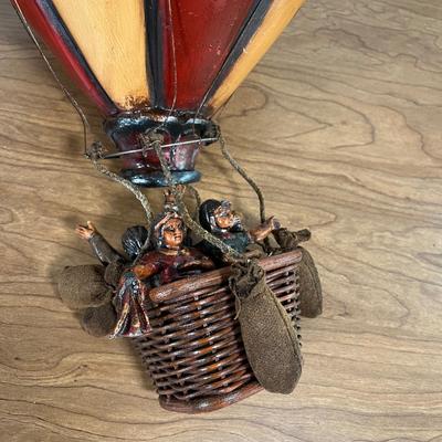 LOT 90L: Vintage Resin Hanging Hot Air Balloon
