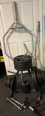 LOT 101W: Weightlifting Lot - Weight Plates, Rack, Bars - More Than 300 Pounds of Weight