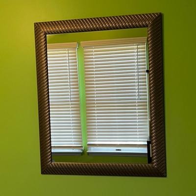 LOT 106B: Home Decor - Mirror, Tapestry, Basket, Wall Art