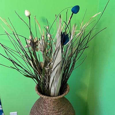 LOT 106B: Home Decor - Mirror, Tapestry, Basket, Wall Art