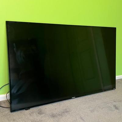 LOT 112B: Westinghouse - 58" Class LED 4K UHD Smart Roku TV - Model WR58UX4019