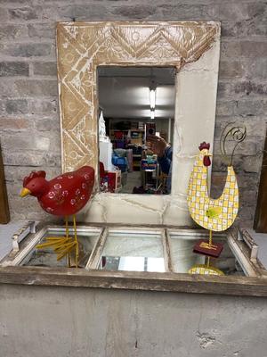 Rooster decor & mirrors