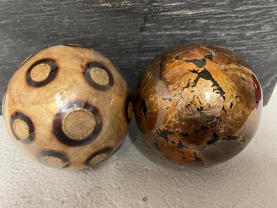 Decorative balls
