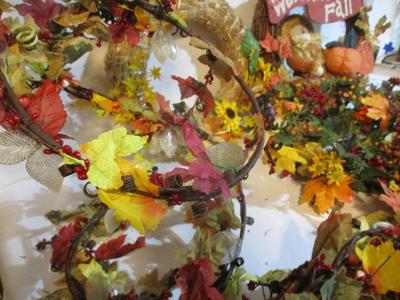 Fall Wreaths & Foliage #131