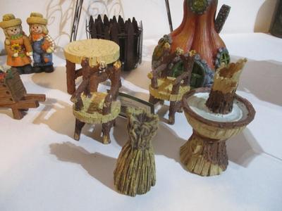 Resin Fall Figurines #192