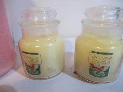New Yankee Candles Magnolia & Lily Christmas Cooke Fresh Cut Roses
