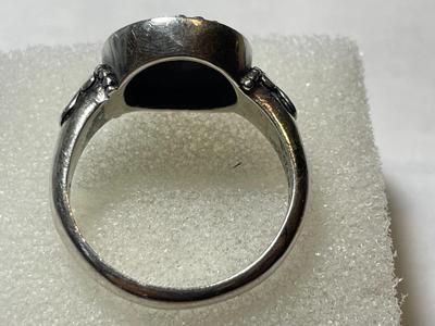 Designer Doug Paulus DP 18K & Gold Sterling Silver 925 Cocktail Ring in VG Preowned Condition. (Ring Size-9).