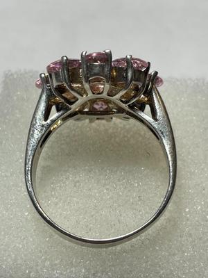 VINTAGE PREOWNED STERLING SILVER PINK ICE STONES COCKTAIL RING (RING SIZE-8.75) IN GOOD PREOWNED CONDITION.