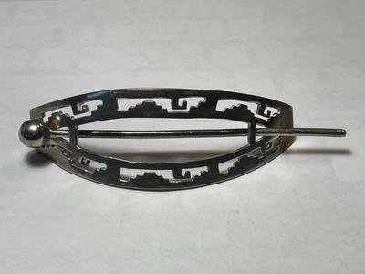 Vintage Large Sterling Silver TAXCO Jewelry Hair Bun Barrette Hair Holder in VG Preowned Condition. FREE DOMESTIC SHIPPING.