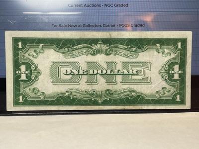 SERIES OF 1934 CRISP EF CONDITION "FUNNY BACK" SILVER CERTIFICATE AS PICTURED. FREE DOMESTIC SHIPPING.